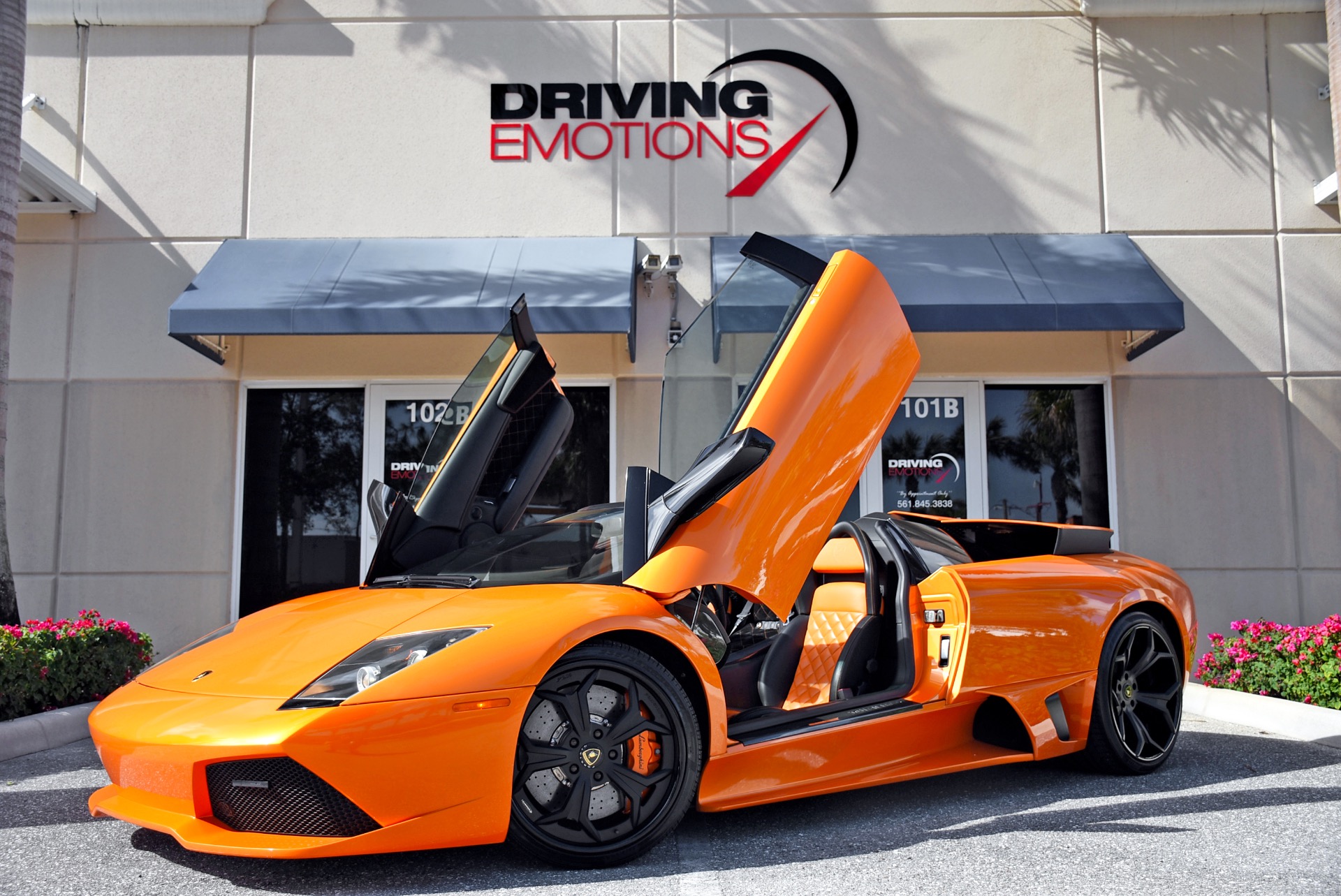 MCLAREN lp640