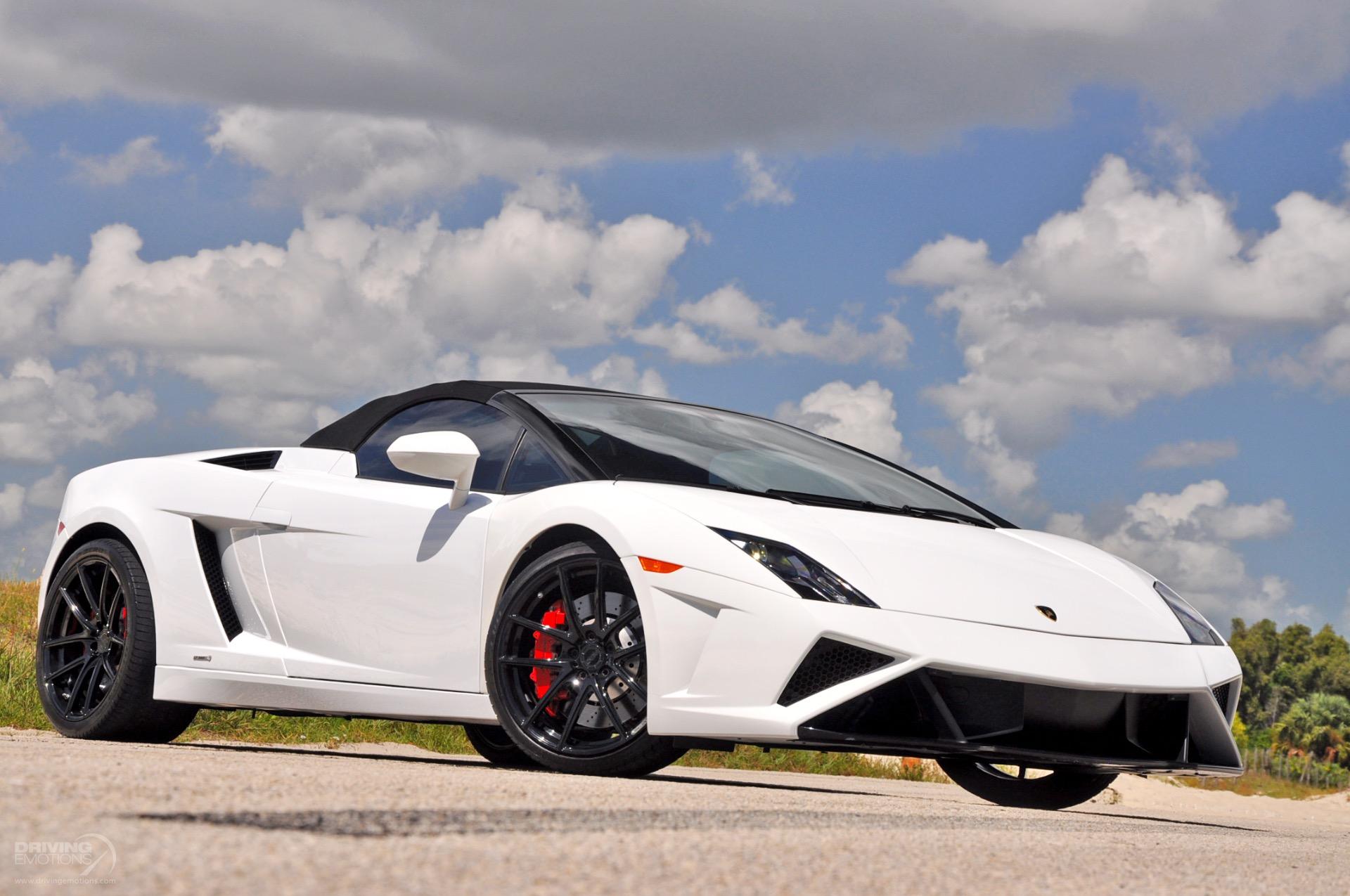 Gallardo LP560-4 Spyder gets a unique Louis Vuitton interior