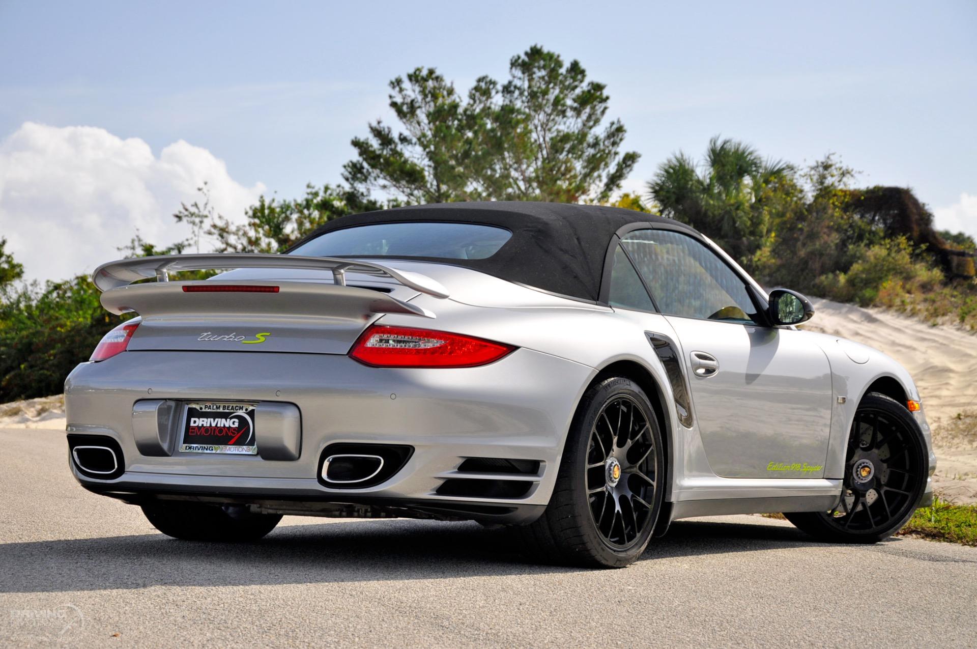 2012 Porsche 911 Turbo S Cabriolet Edition 918 Spyder