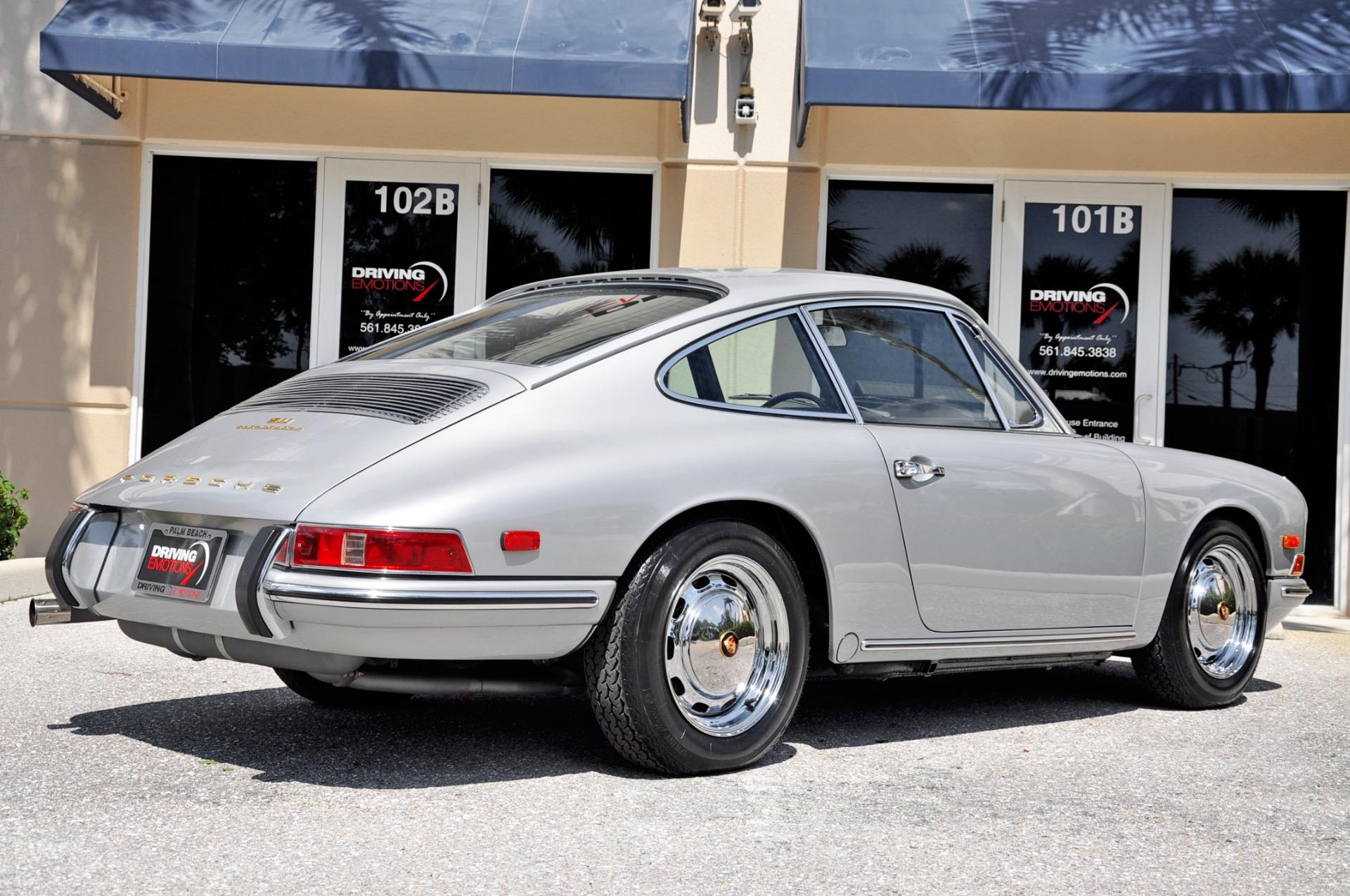 Porsche 929