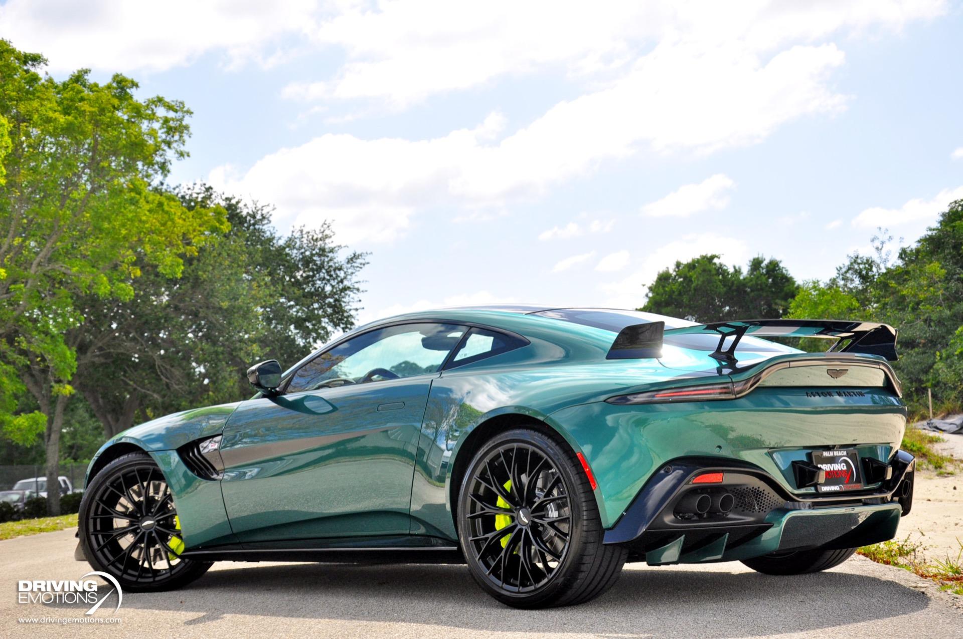 2022 Aston Martin Vantage Green - £209,990