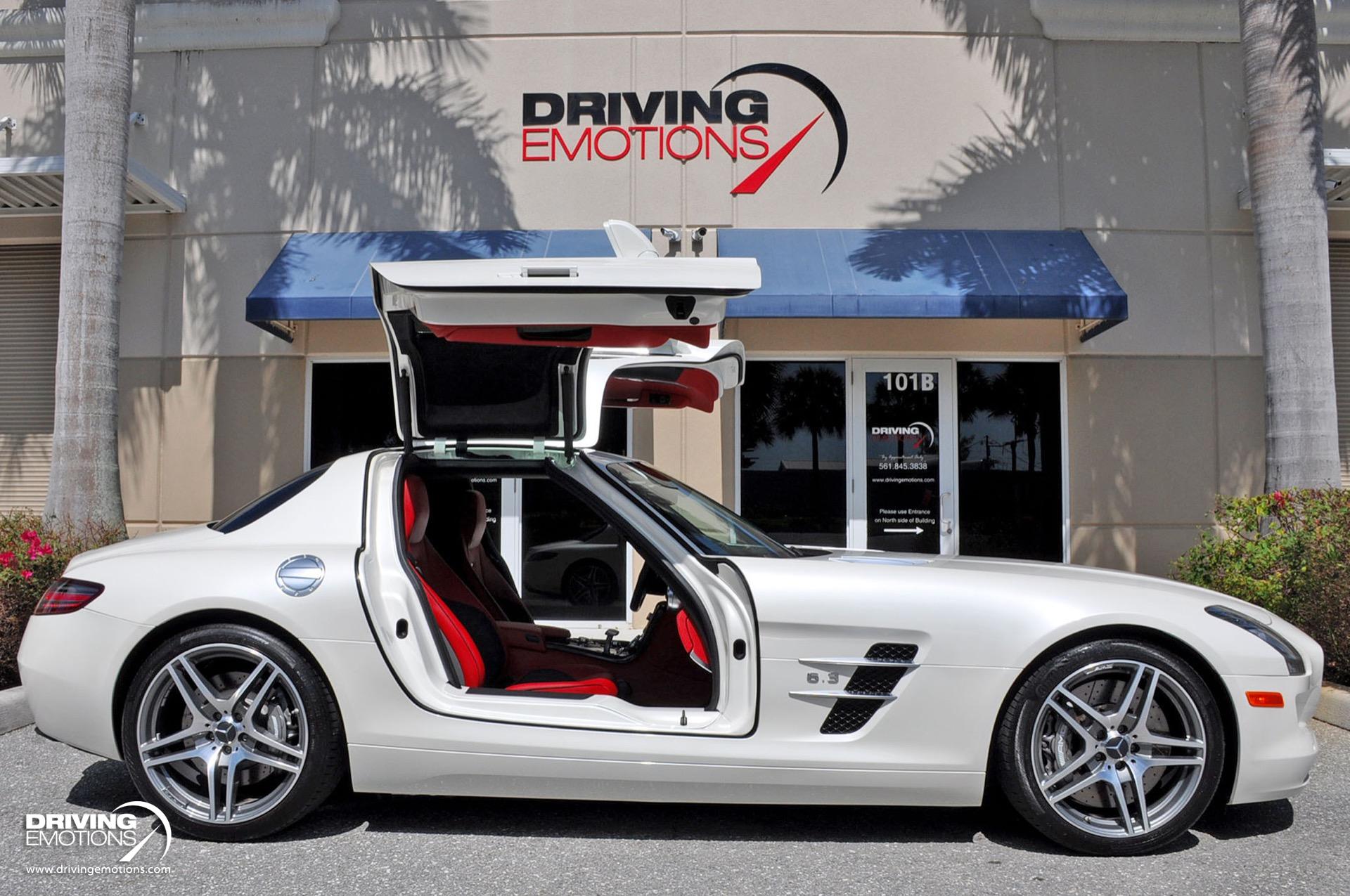 Used 2011 Mercedes-Benz SLS AMG GULLWING! DESIGNO MYSTIC WHITE/RED! CARBON!! COLLECTOR!! | Lake Park, FL