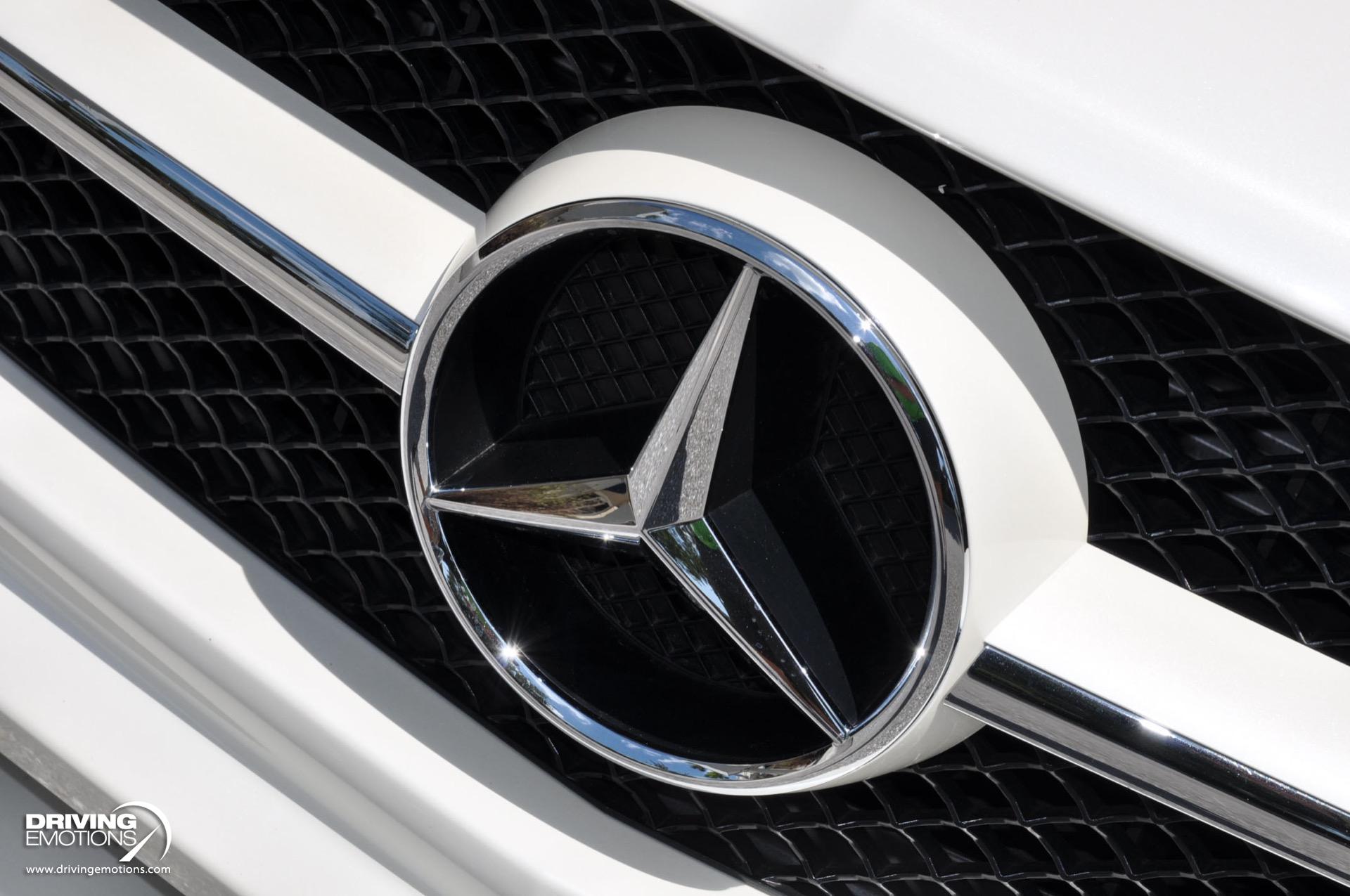 Used 2011 Mercedes-Benz SLS AMG GULLWING! DESIGNO MYSTIC WHITE/RED! CARBON!! COLLECTOR!! | St. Petersburg, FL