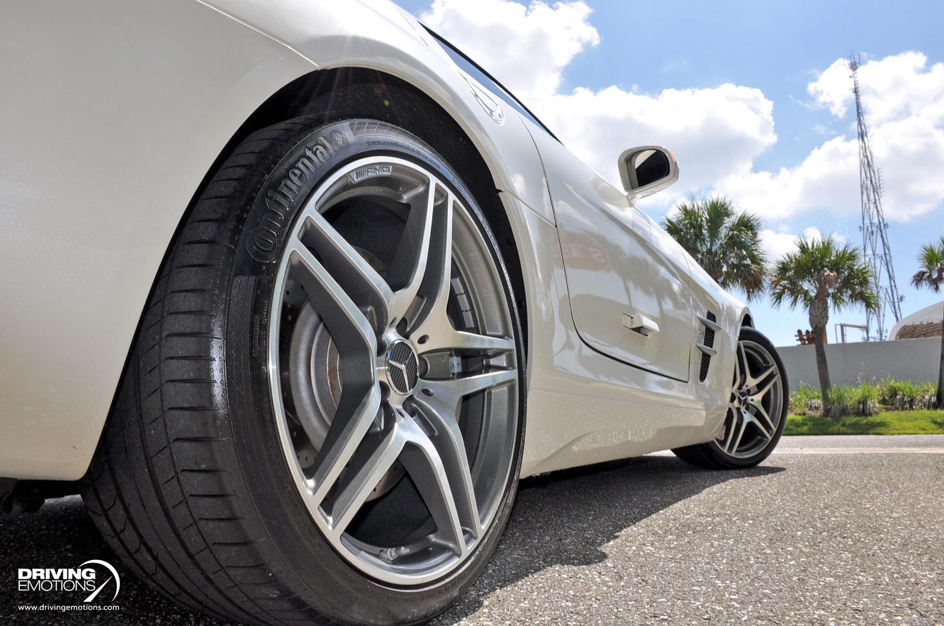 Used 2011 Mercedes-Benz SLS AMG GULLWING! DESIGNO MYSTIC WHITE/RED! CARBON!! COLLECTOR!! | St. Petersburg, FL