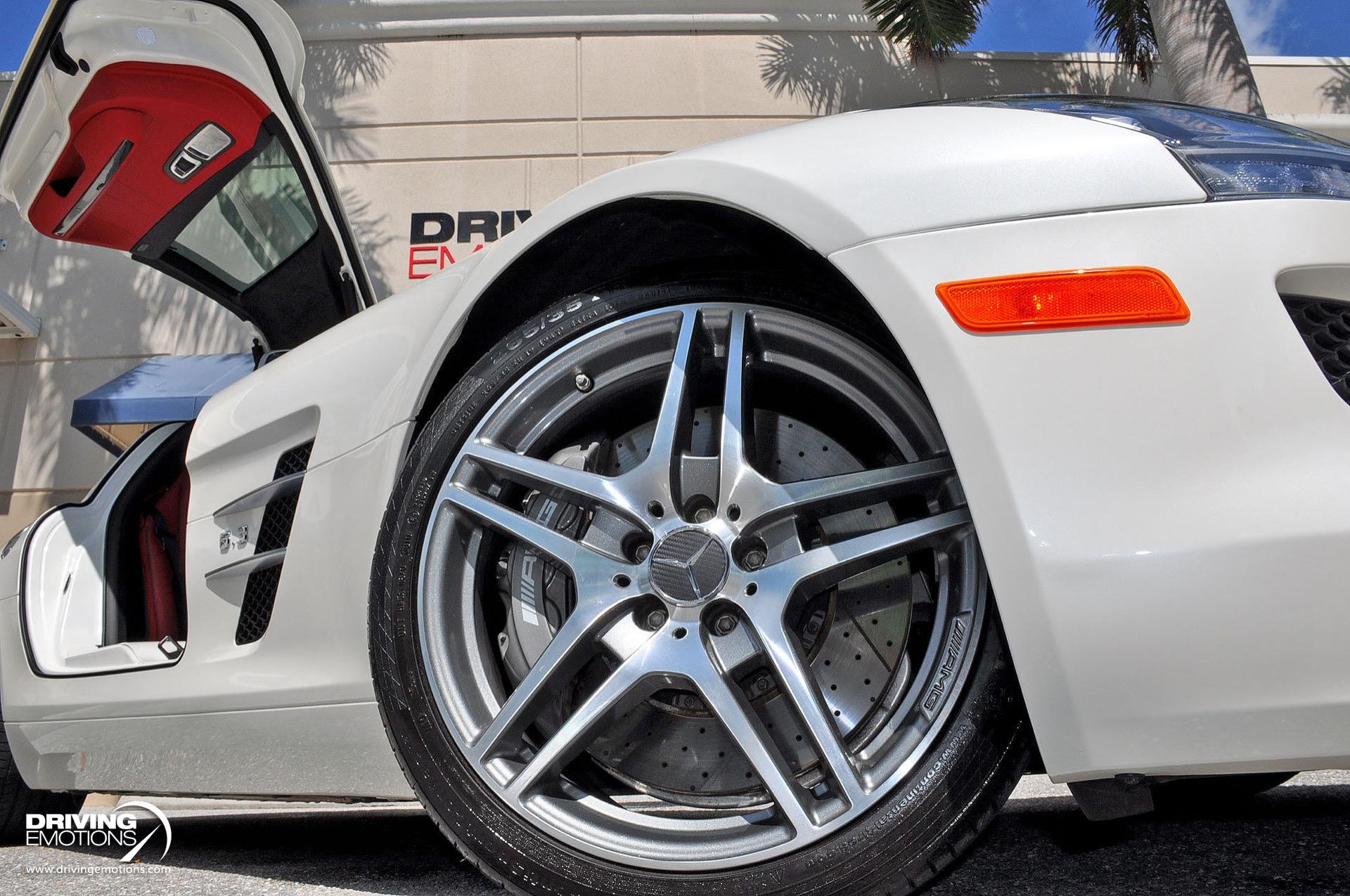 Used 2011 Mercedes-Benz SLS AMG GULLWING! DESIGNO MYSTIC WHITE/RED! CARBON!! COLLECTOR!! | St. Petersburg, FL