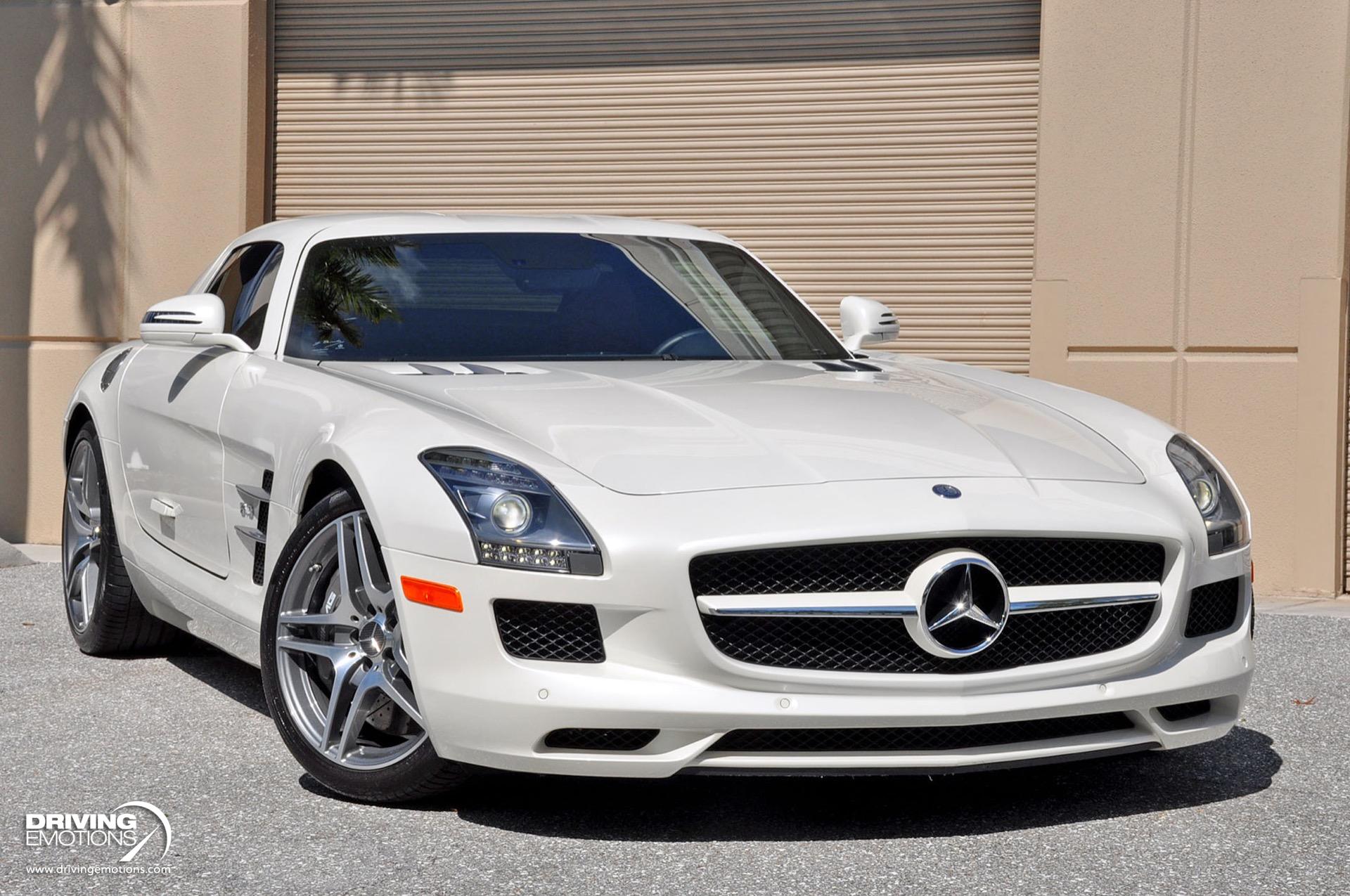 Used 2011 Mercedes-Benz SLS AMG GULLWING! DESIGNO MYSTIC WHITE/RED! CARBON!! COLLECTOR!! | Lake Park, FL