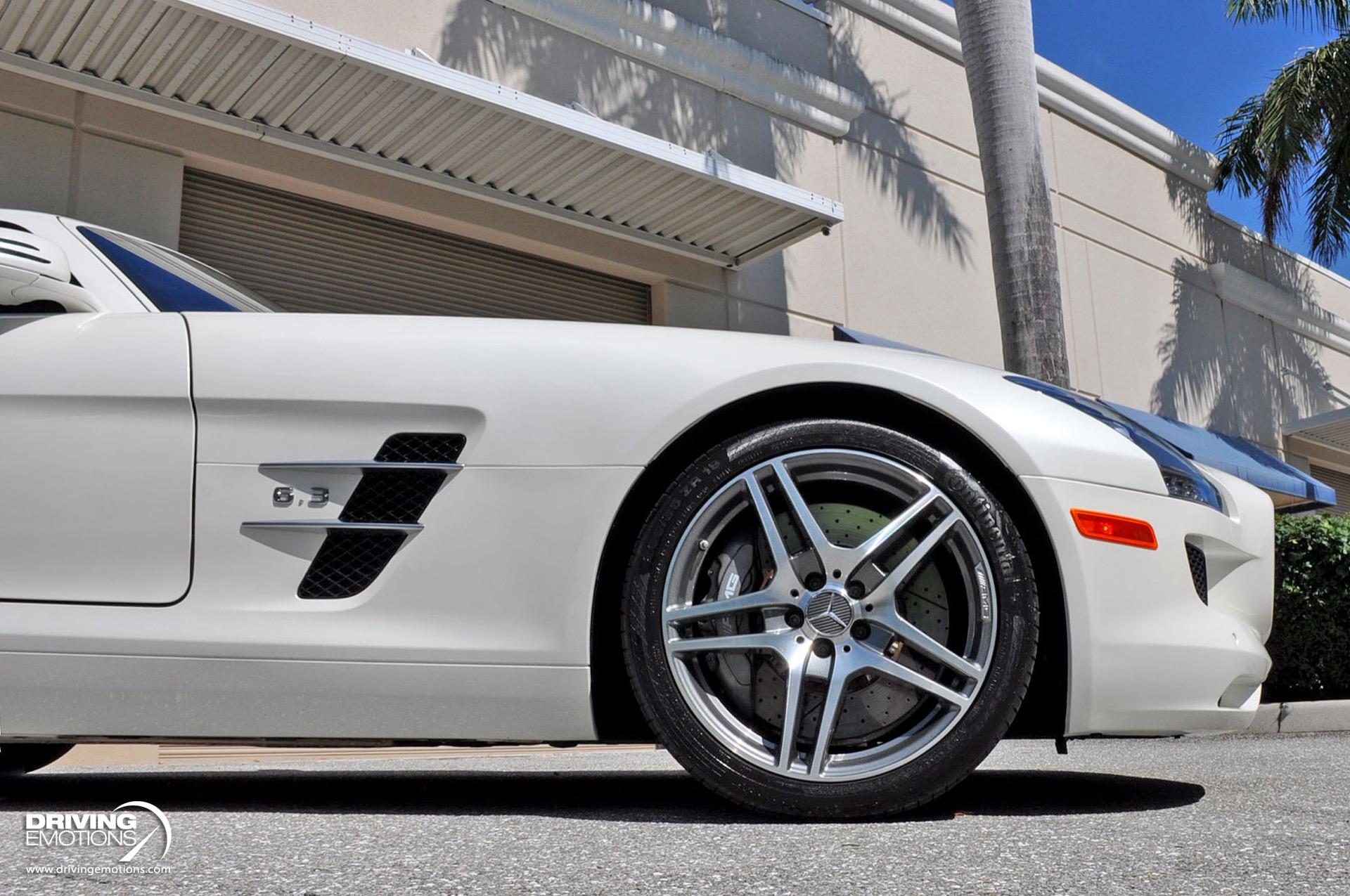 Used 2011 Mercedes-Benz SLS AMG GULLWING! DESIGNO MYSTIC WHITE/RED! CARBON!! COLLECTOR!! | St. Petersburg, FL