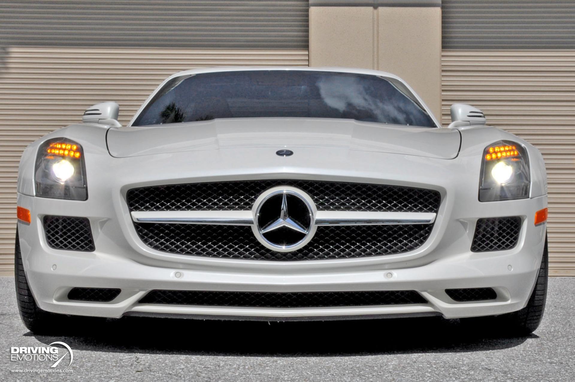 Used 2011 Mercedes-Benz SLS AMG GULLWING! DESIGNO MYSTIC WHITE/RED! CARBON!! COLLECTOR!! | St. Petersburg, FL