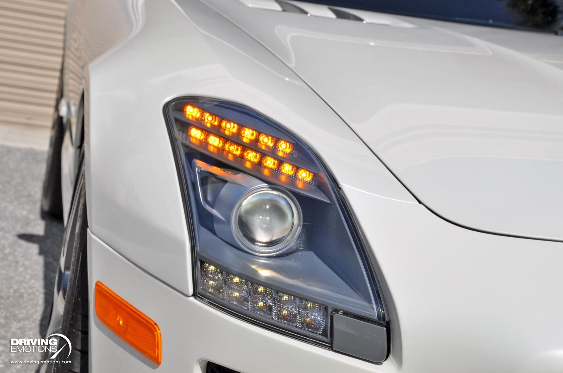 Used 2011 Mercedes-Benz SLS AMG GULLWING! DESIGNO MYSTIC WHITE/RED! CARBON!! COLLECTOR!! | St. Petersburg, FL