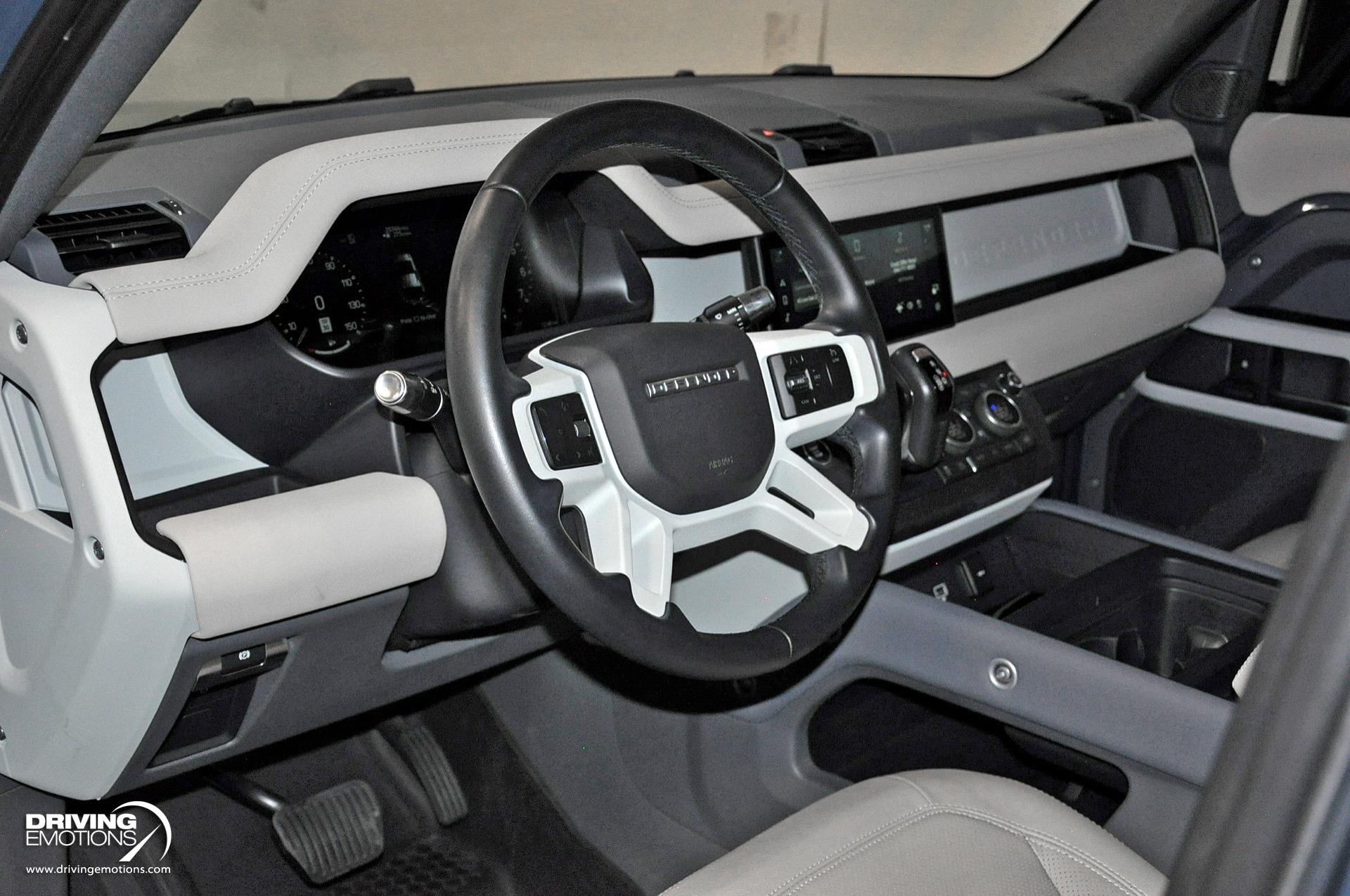 Used 2021 Land Rover Defender 110 SE P400 V6 110 SE! PANO ROOF! CUSTOM VOSSEN RIMS! LOW MILES!! | Lake Park, FL