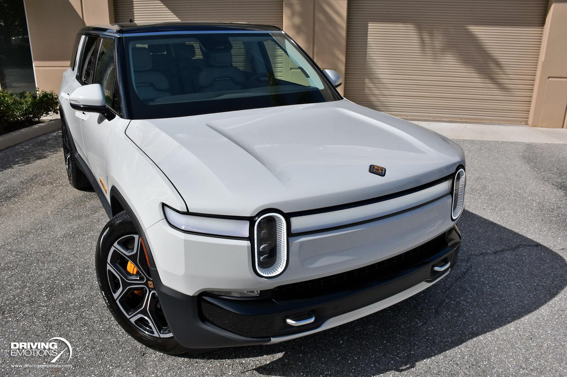 2024 Rivian R1S Adventure QUAD MOTOR AWD! 22 SPORT BRIGHT WHEELS