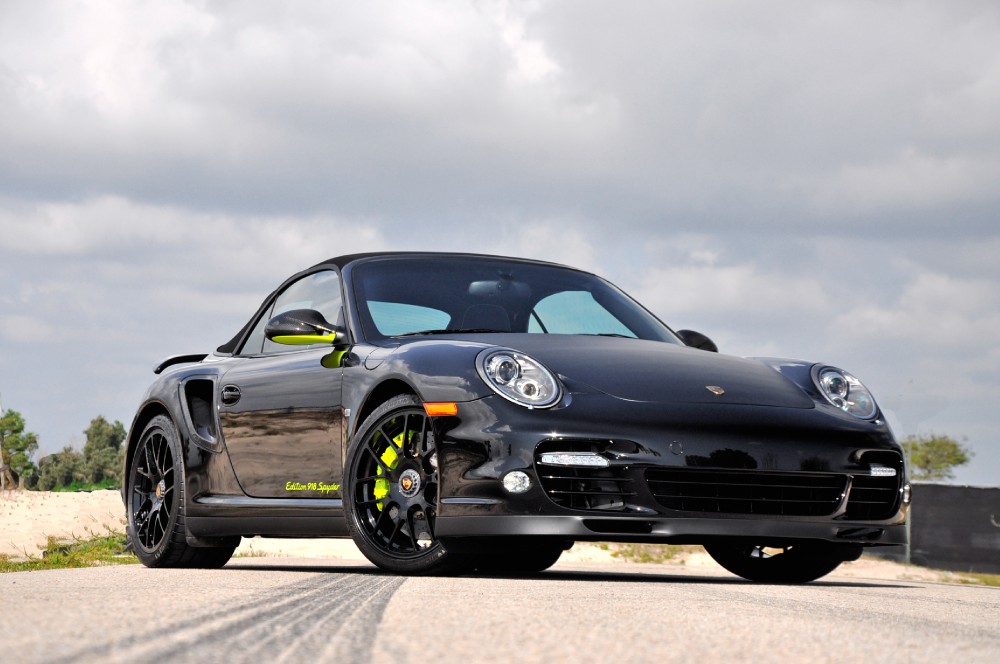 2012 Porsche 911 Turbo S Cabriolet Edition 918 Spyder 918